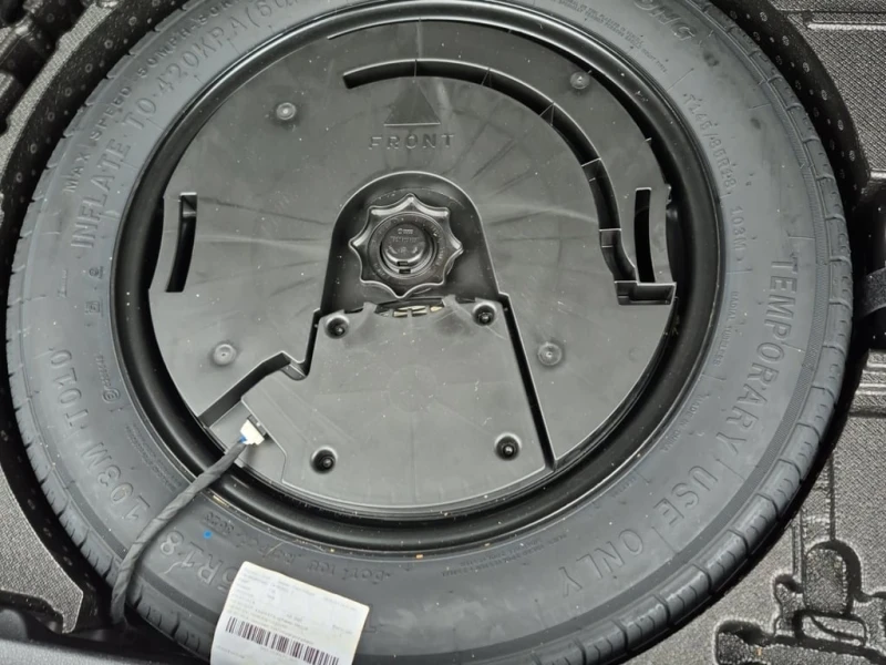 Audi Q3 * PROGRESSIV * CARFAX * БЕЗ ПЪРВОНАЧАЛНА ВНОСКА, снимка 14 - Автомобили и джипове - 53097657