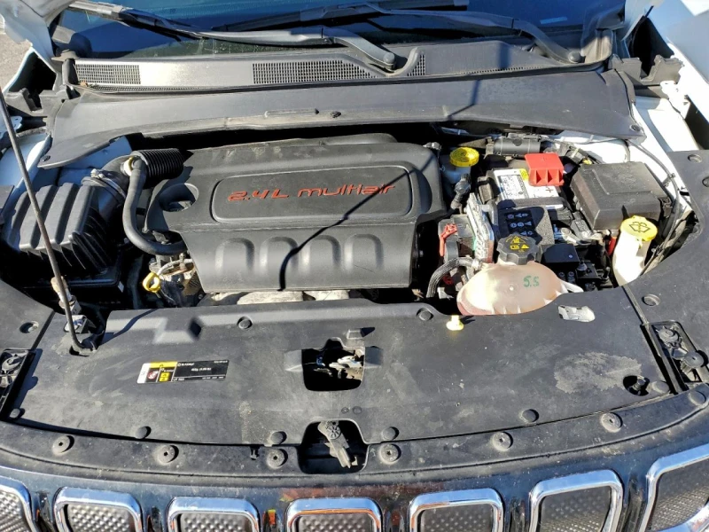 Jeep Compass 2.4l Limited, снимка 12 - Автомобили и джипове - 53347830