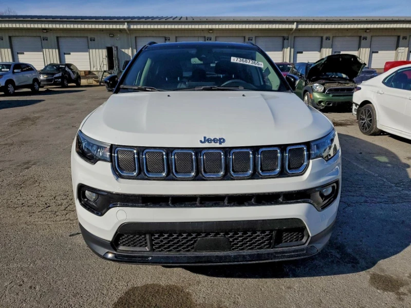 Jeep Compass 2.4l Limited, снимка 5 - Автомобили и джипове - 53347830