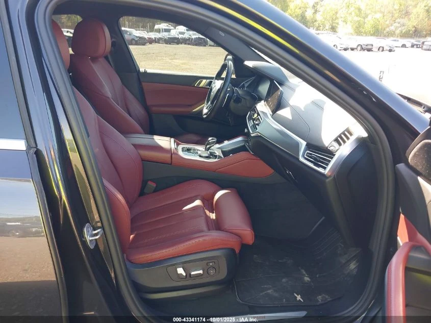 BMW X6 XDRIVE40I DISTRONIC/HEAD-UP/ПОДГРЕВИ/KEYLESS - изображение 7