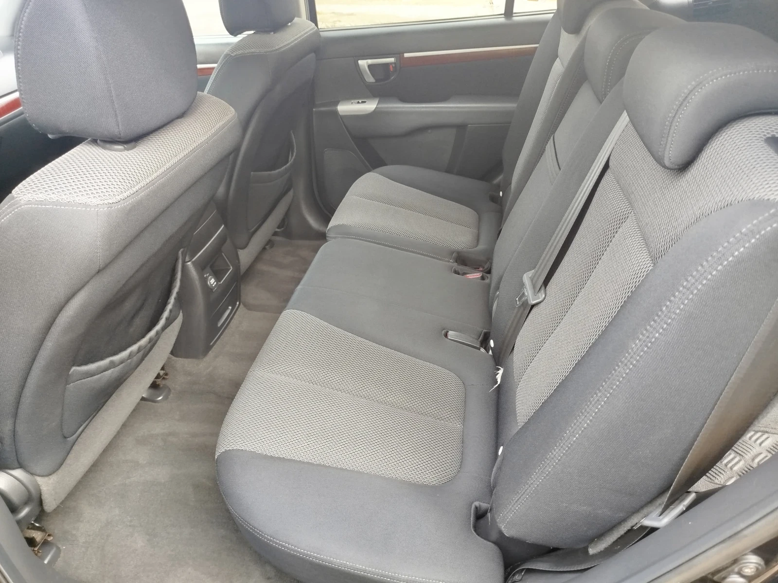 Hyundai Santa fe 2.2CRDI 4X4, снимка 11 - Автомобили и джипове - 53741690