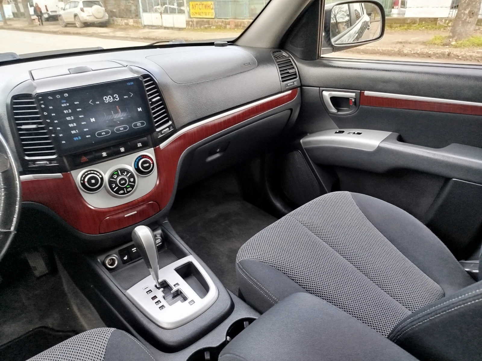 Hyundai Santa fe 2.2CRDI 4X4, снимка 10 - Автомобили и джипове - 53741690