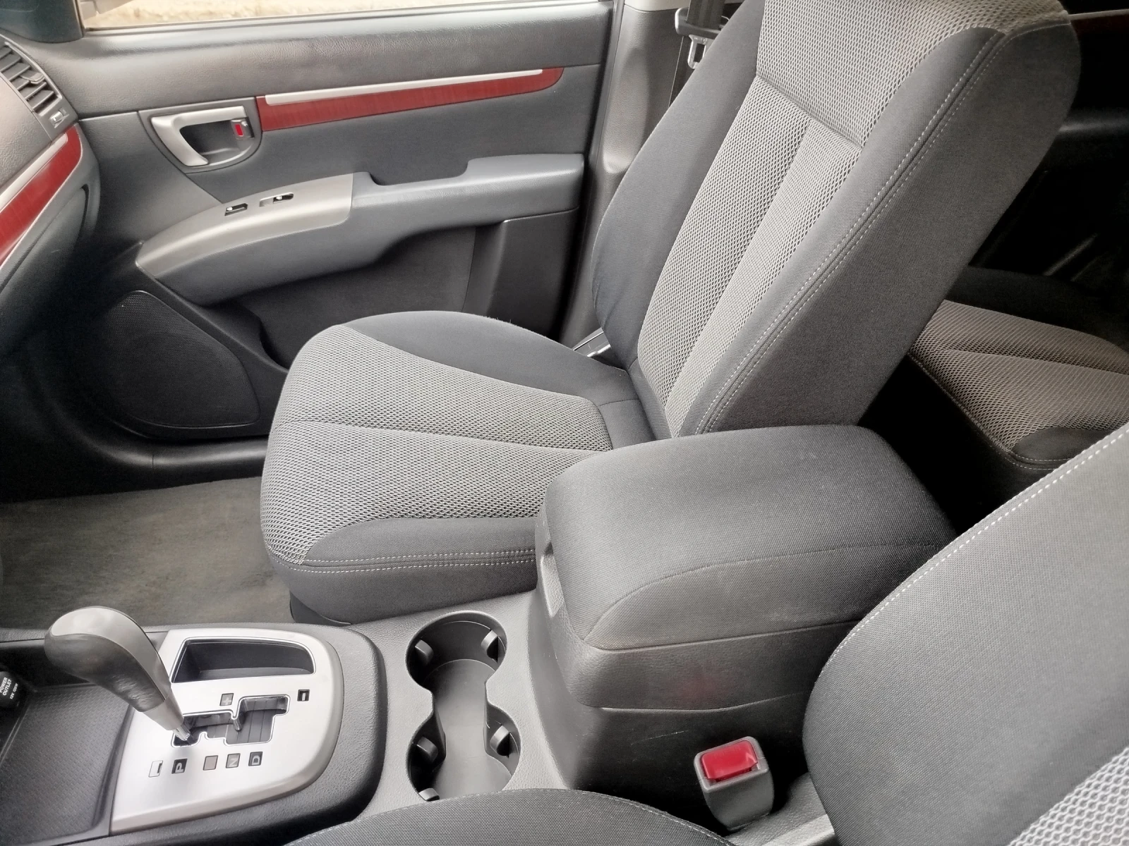 Hyundai Santa fe 2.2CRDI 4X4, снимка 8 - Автомобили и джипове - 53741690