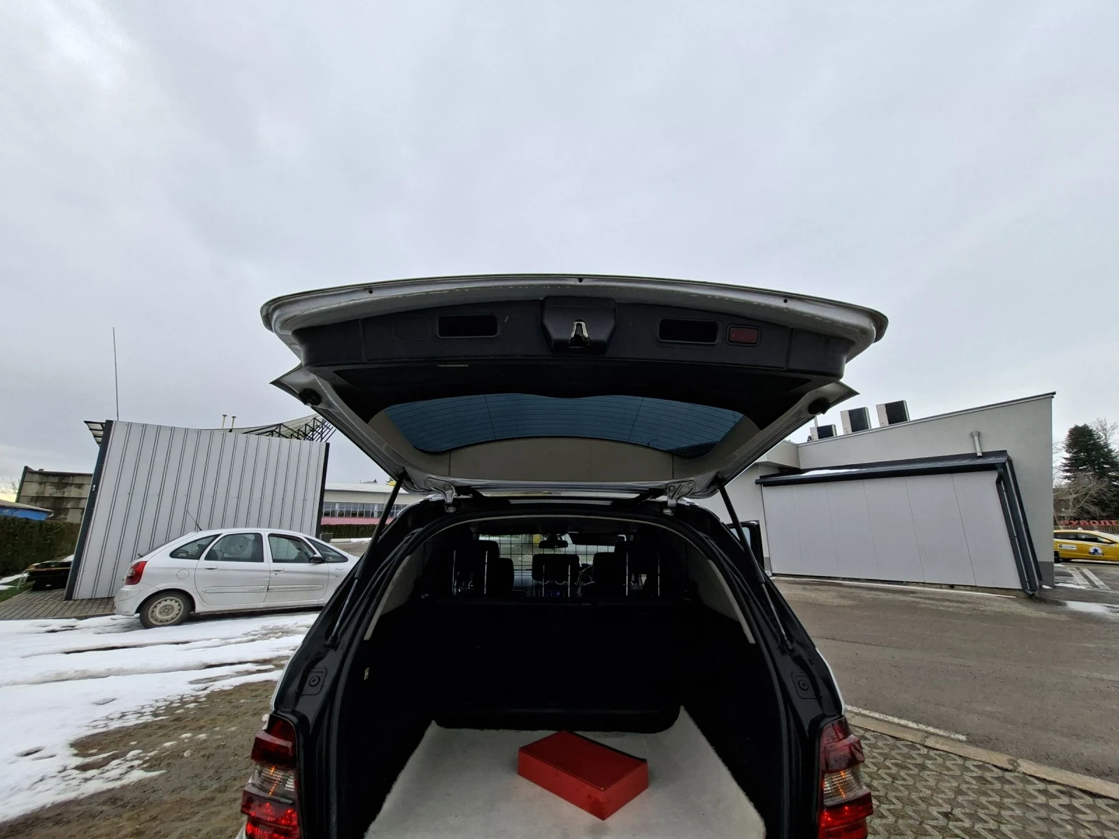 Mercedes-Benz ML 280, снимка 11 - Автомобили и джипове - 54048378