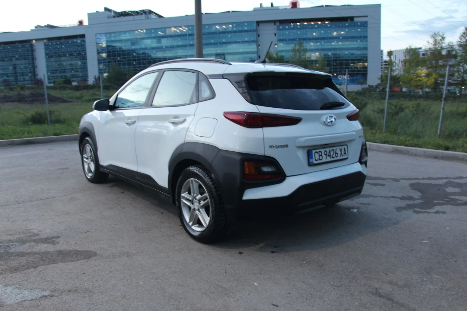 Hyundai Kona, снимка 4 - Автомобили и джипове - 54568771