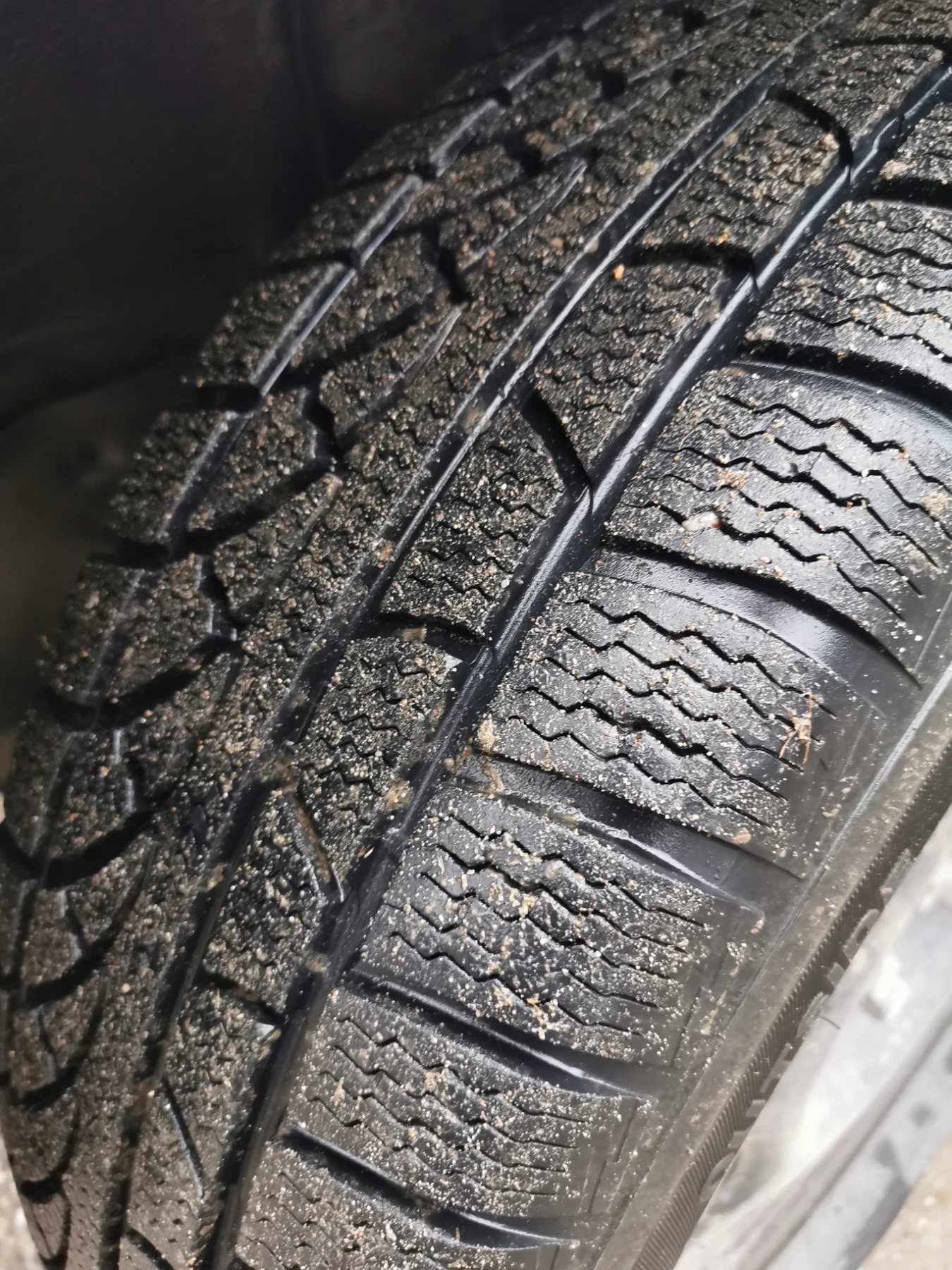 Toyota Rav4, снимка 4 - Автомобили и джипове - 54903771