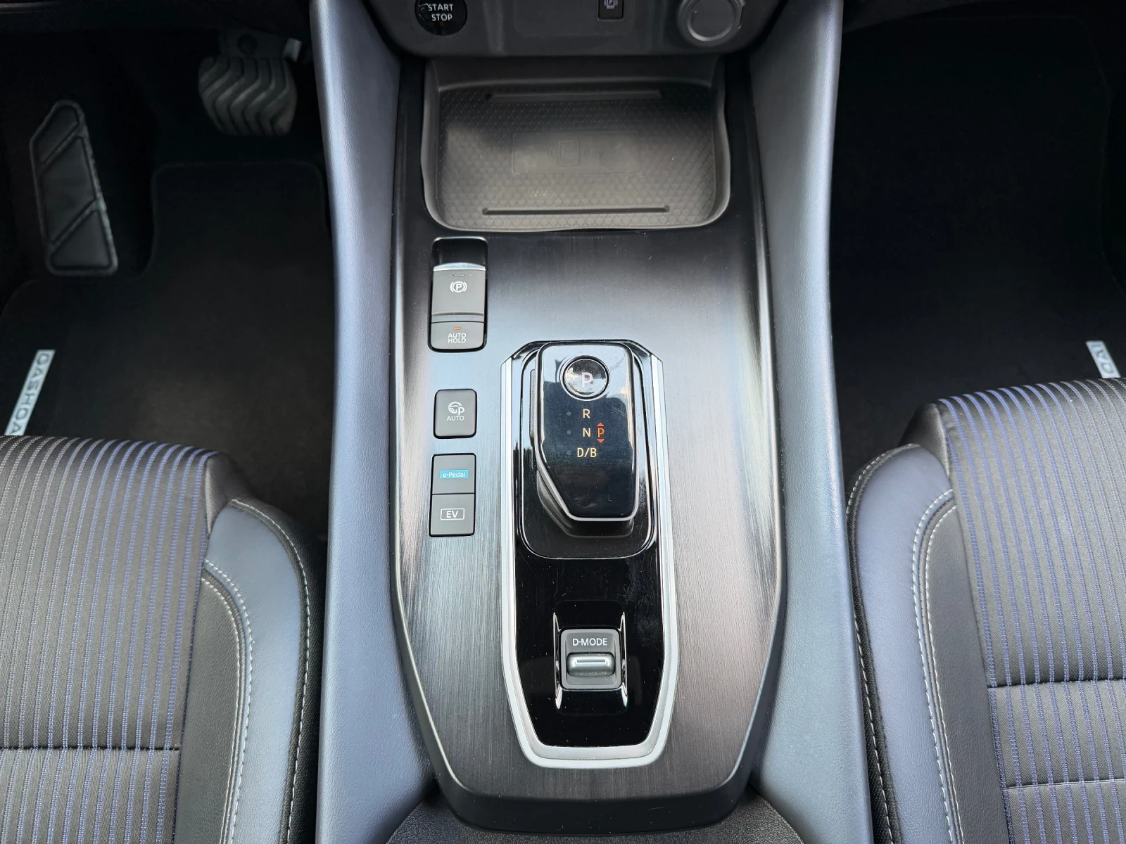 Nissan Qashqai 1.5i Hybrid E-Power, снимка 13 - Автомобили и джипове - 55174274