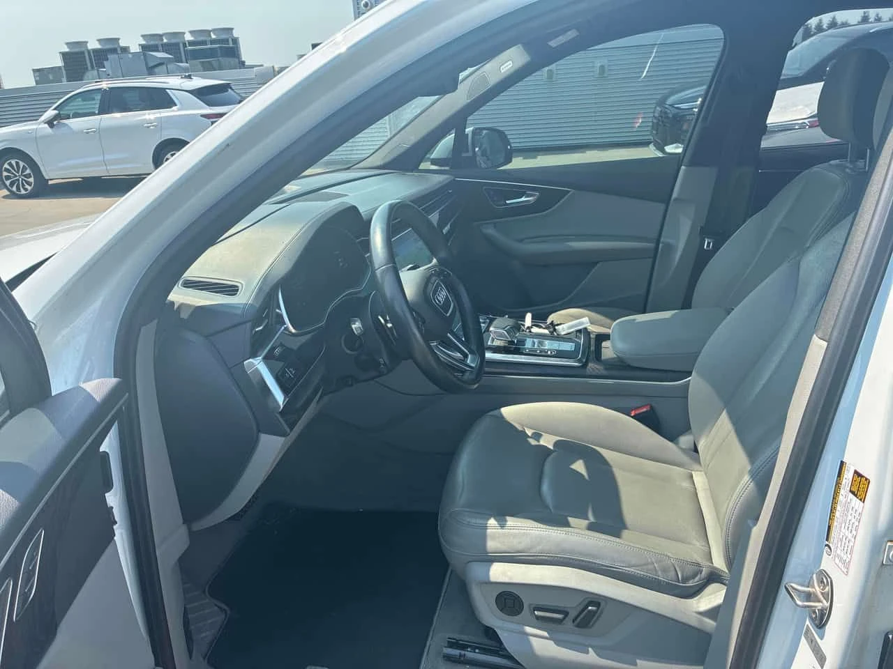 Audi Q7 Technik/360/DIS/HUD/B&O/MATIRX/ОТ ПРЕДСТАВИТЕЛСТВО, снимка 5 - Автомобили и джипове - 55663091
