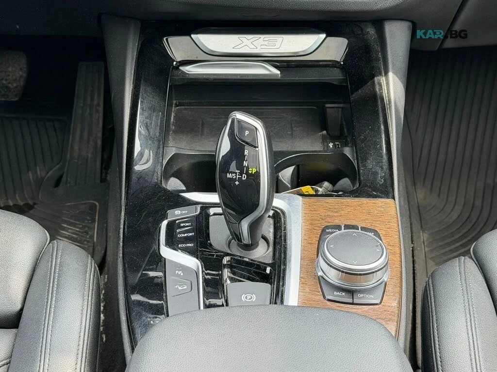 BMW X3 xDrive30i * Подгрев * АвтоКредит * (ЦЕНА ДО БГ), снимка 9 - Автомобили и джипове - 55838387