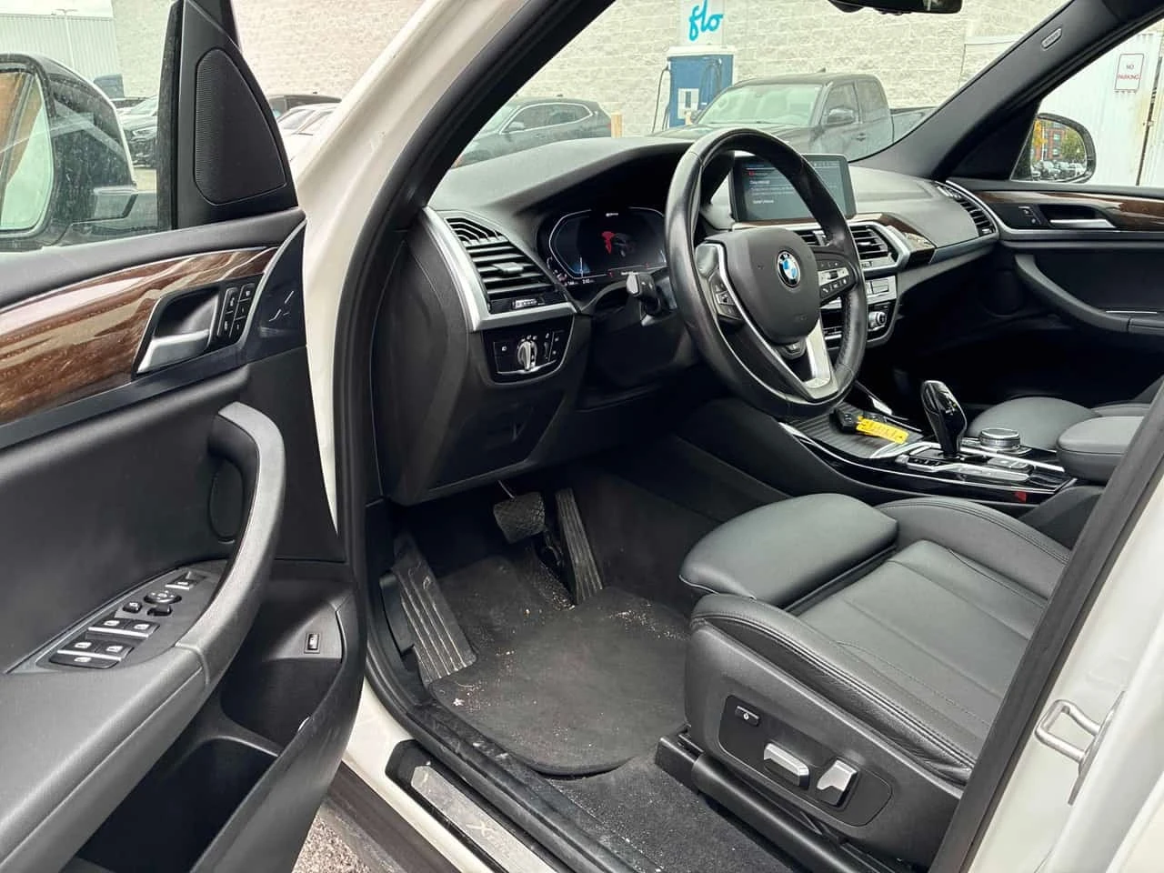 BMW X3 xDrive30e | CARFAX | OT ПРЕДСТАВИТЕЛСТВО НА BMW, снимка 7 - Автомобили и джипове - 56265985