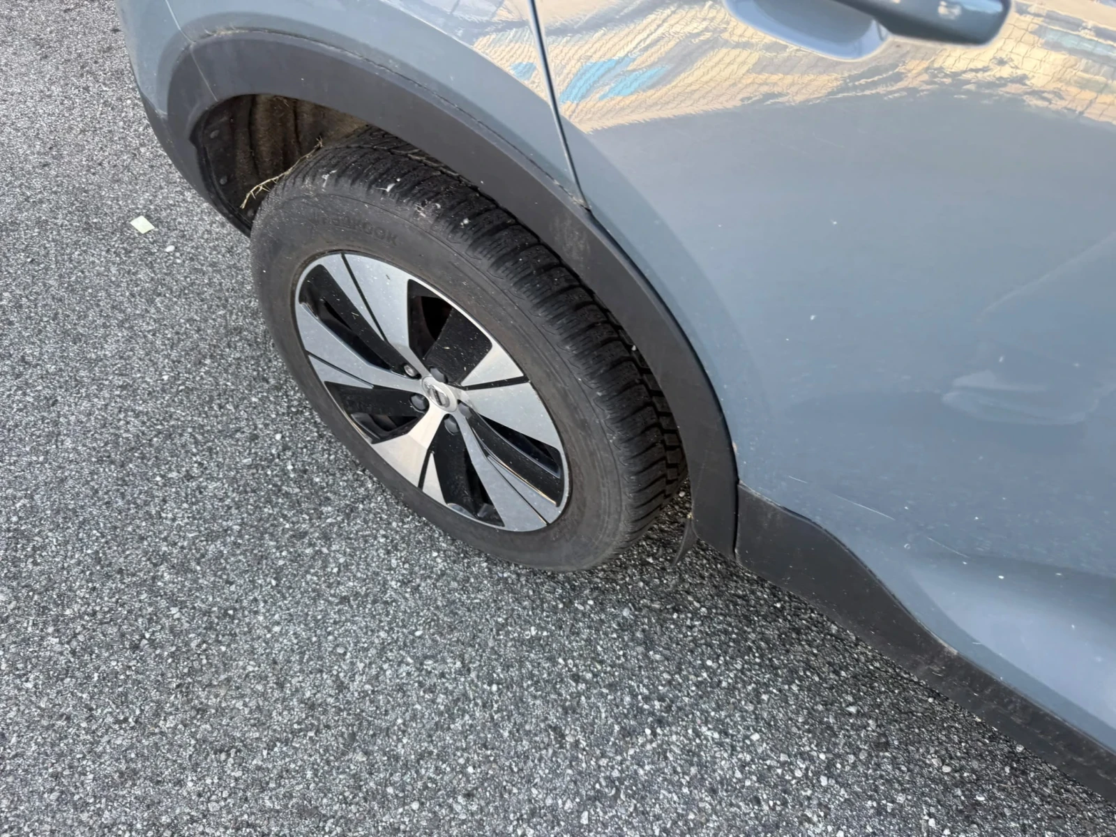 Volvo XC40 (КАТО НОВА)^(4х4)^(R-DESIGN), снимка 8 - Автомобили и джипове - 56274517