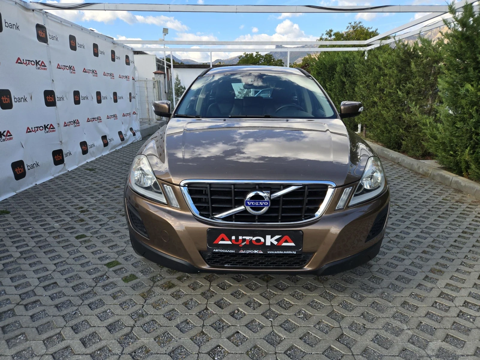 Volvo XC60 2.4D5-215кс= АВТОМАТ= 4Х4= OCEAN RACE= NAVI