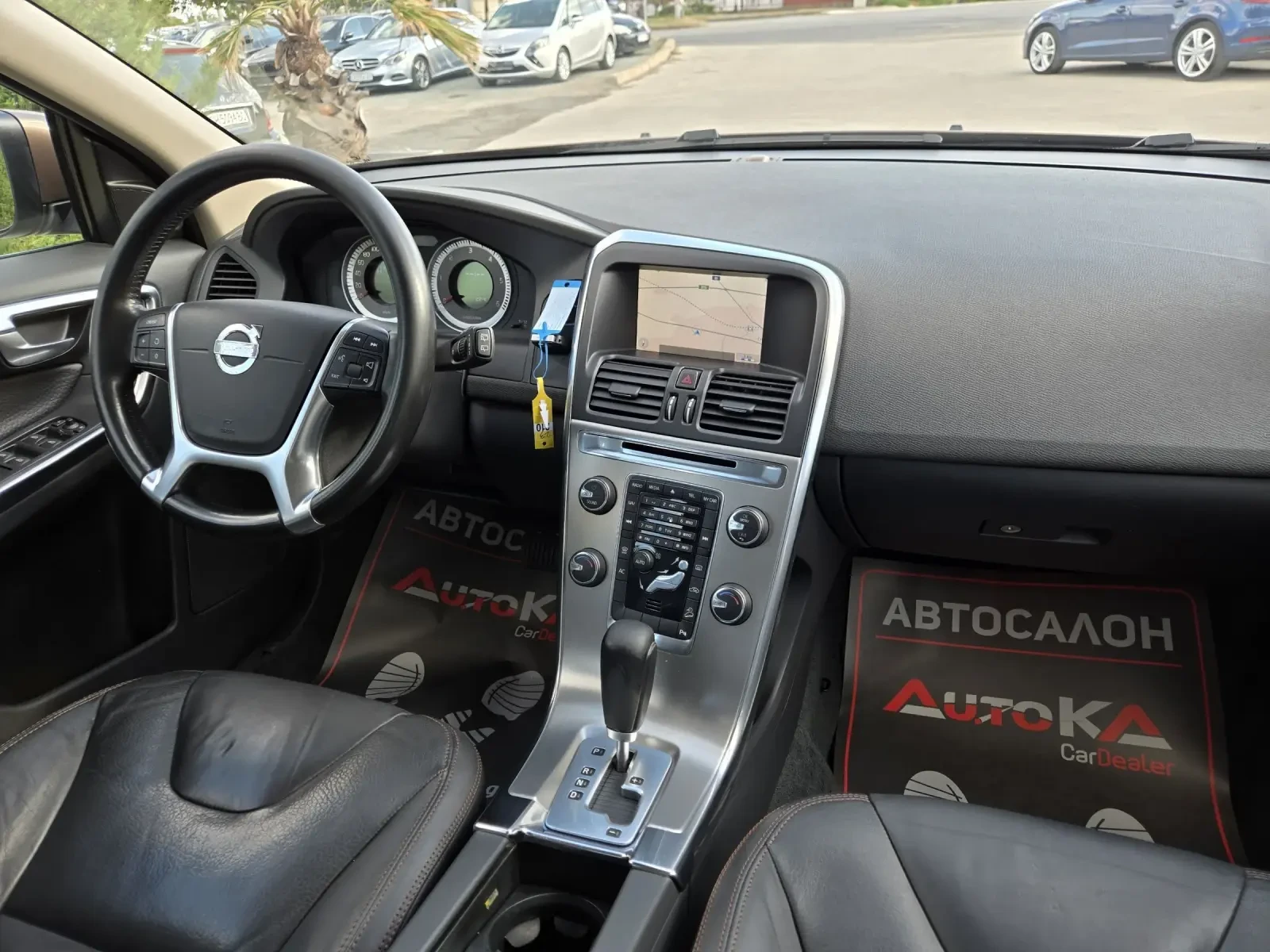Volvo XC60 2.4D5-215кс= АВТОМАТ= 4Х4= OCEAN RACE= NAVI, снимка 13 - Автомобили и джипове - 56330994