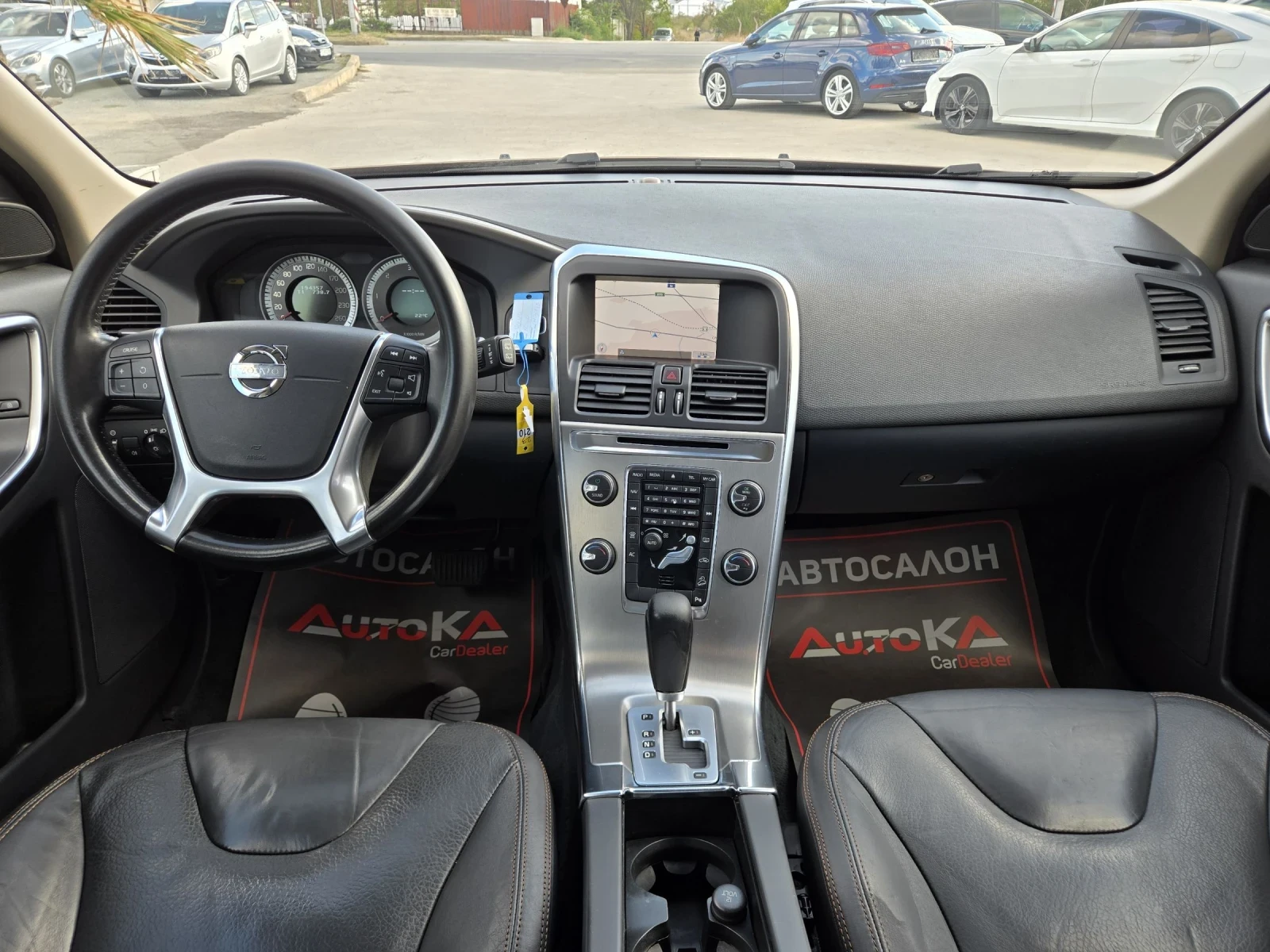 Volvo XC60 2.4D5-215кс= АВТОМАТ= 4Х4= OCEAN RACE= NAVI, снимка 12 - Автомобили и джипове - 56330994