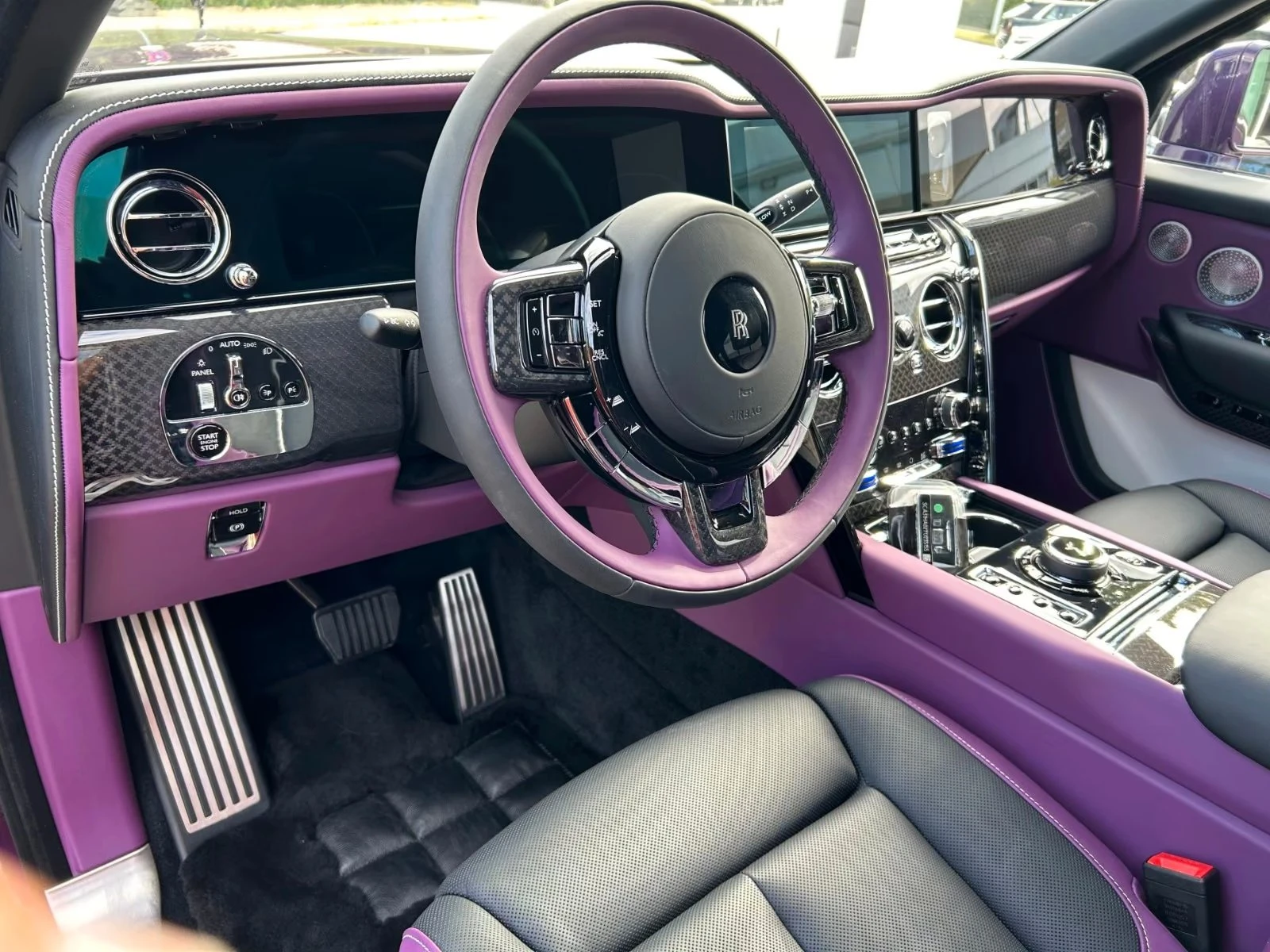 Rolls-Royce Cullinan BLACK BADGE / SHOOTING STAR / LOUNGE / BESPOKE / | Mobile.bg � ����������� 13