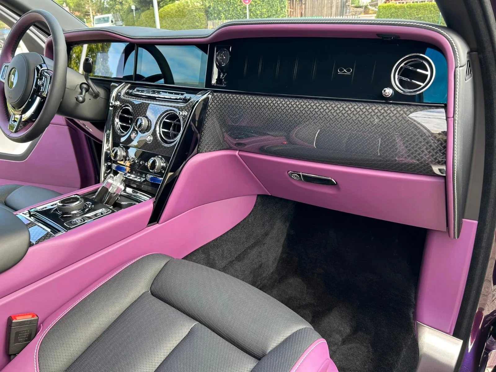 Rolls-Royce Cullinan BLACK BADGE / SHOOTING STAR / LOUNGE / BESPOKE / | Mobile.bg � ����������� 14