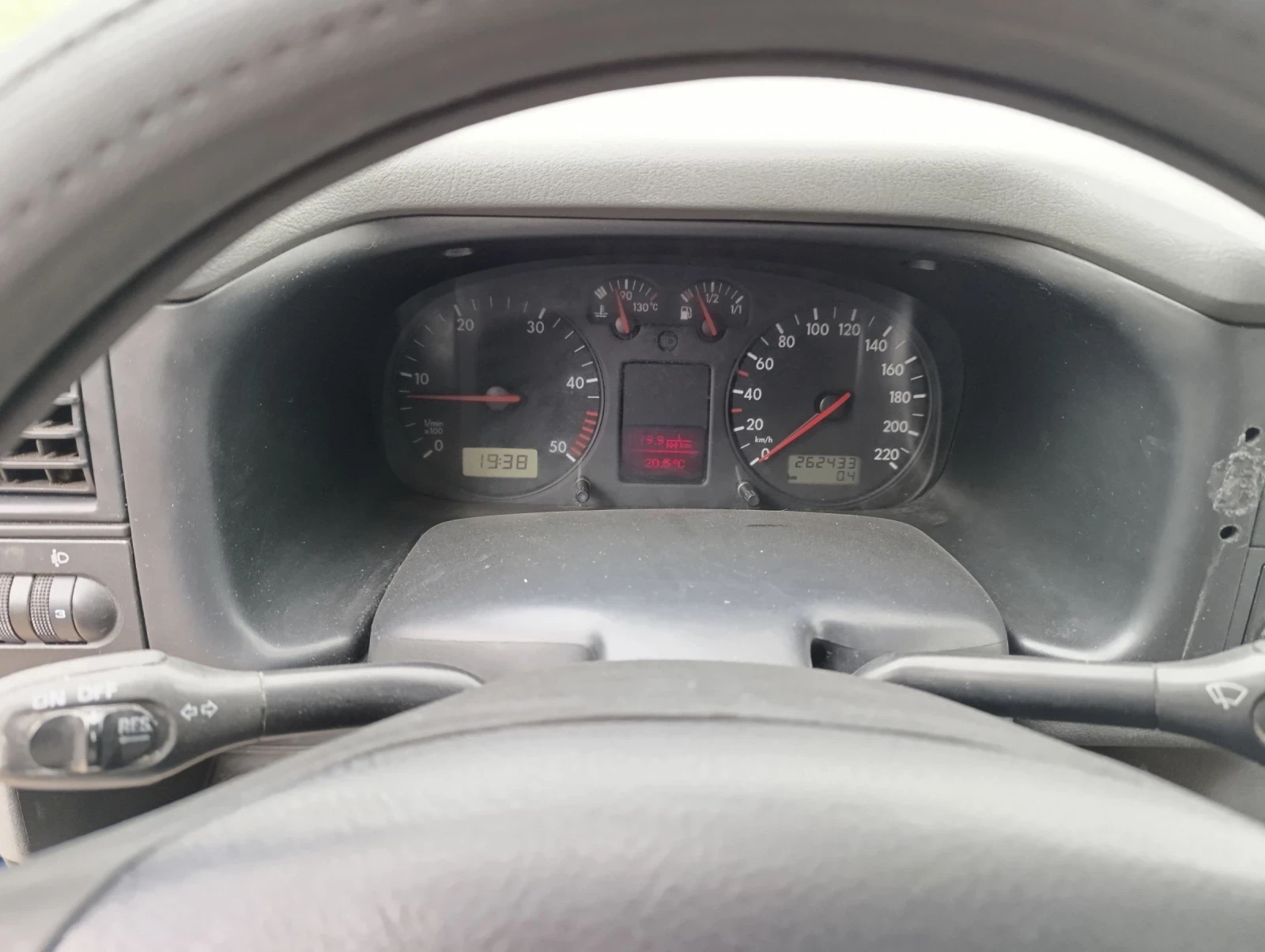 VW T4 2.5Tdi 102ps Long  - изображение 8