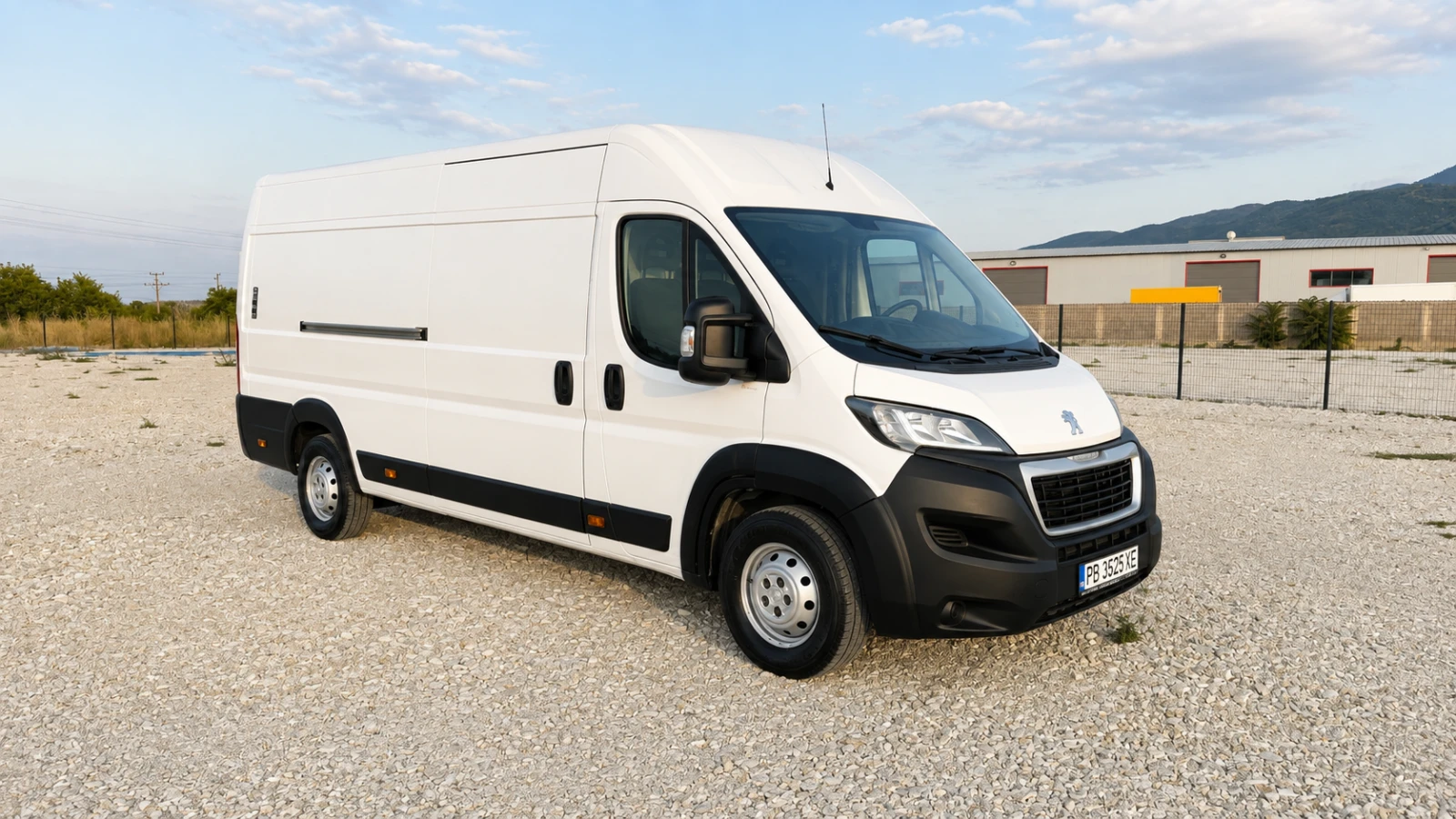 Peugeot Boxer L3H2   2.0 BlueHDi   136 к.с.   Падащ борд