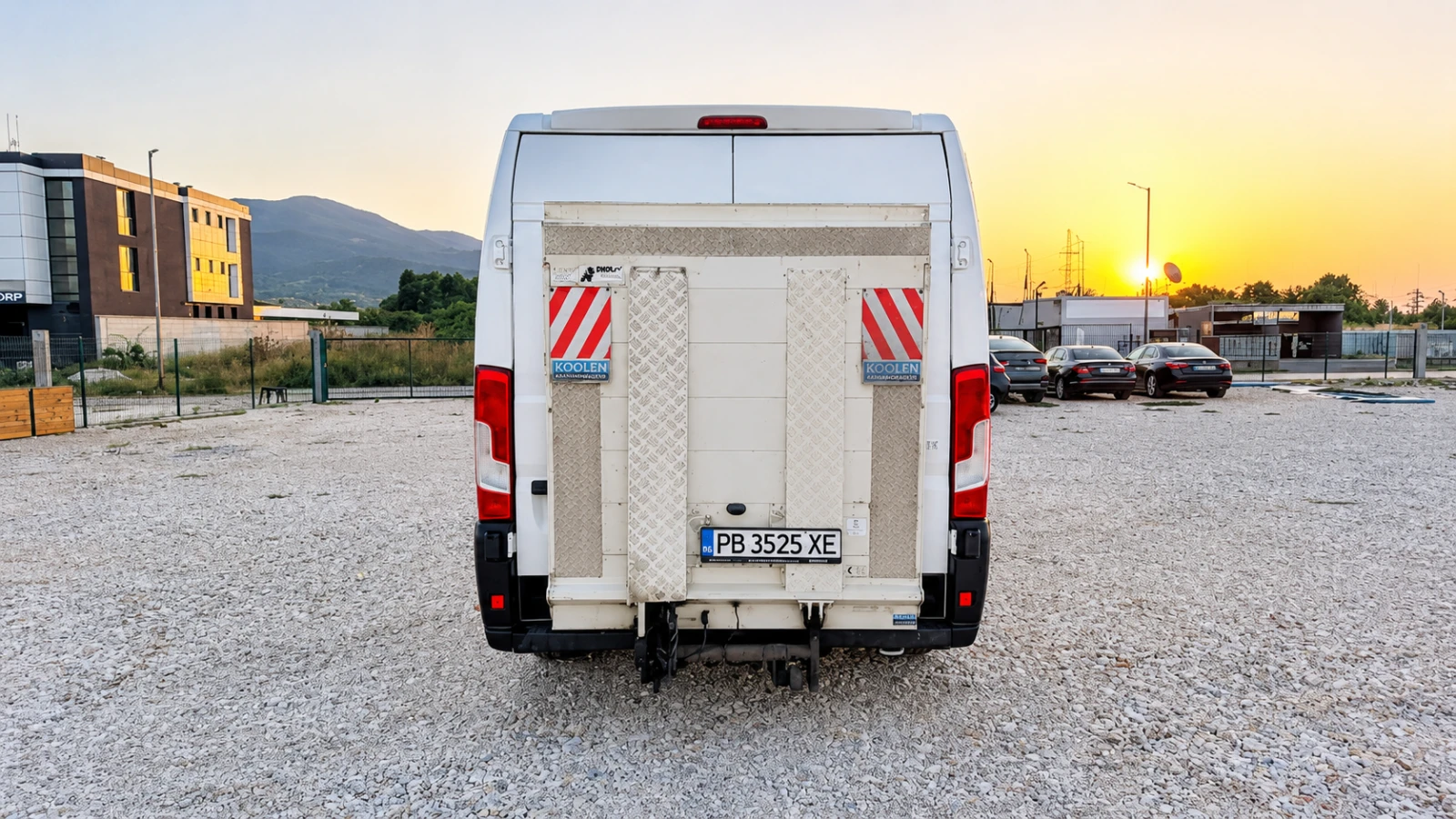 Peugeot Boxer L3H2   2.0 BlueHDi   136 к.с.   Падащ борд, снимка 5 - Бусове и автобуси - 55686399