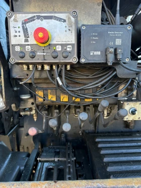 Volvo Fm 6x4R-440 с кран, снимка 13