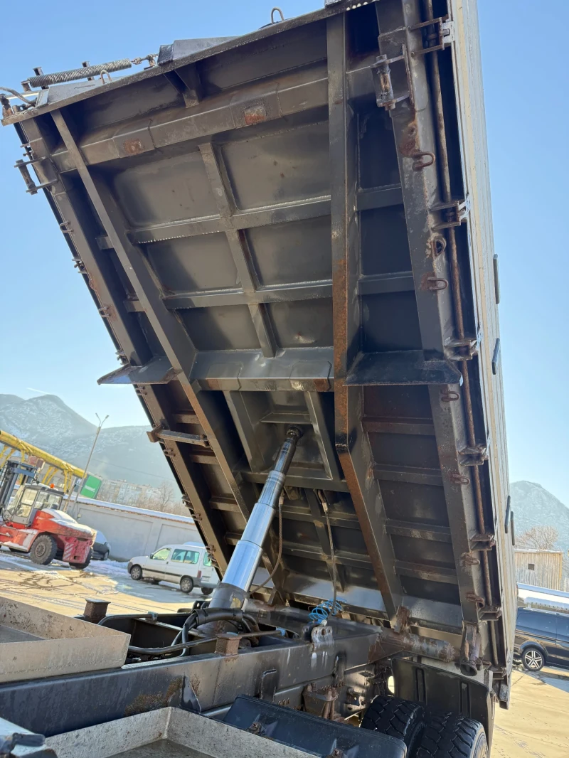 Volvo Fm 6x4R-440 с кран, снимка 9 - Камиони - 52938110