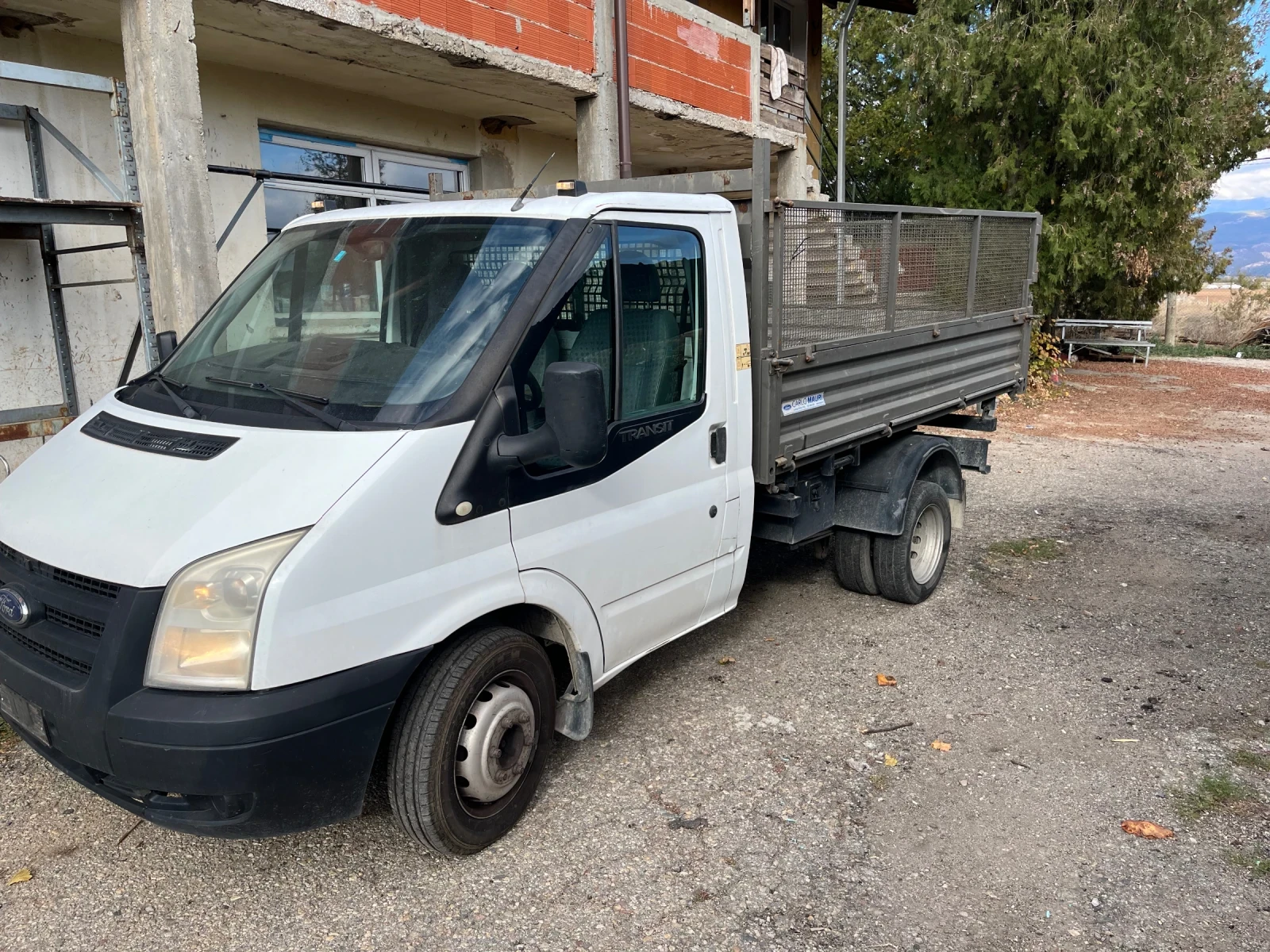 Ford Transit Самосвал тристранен