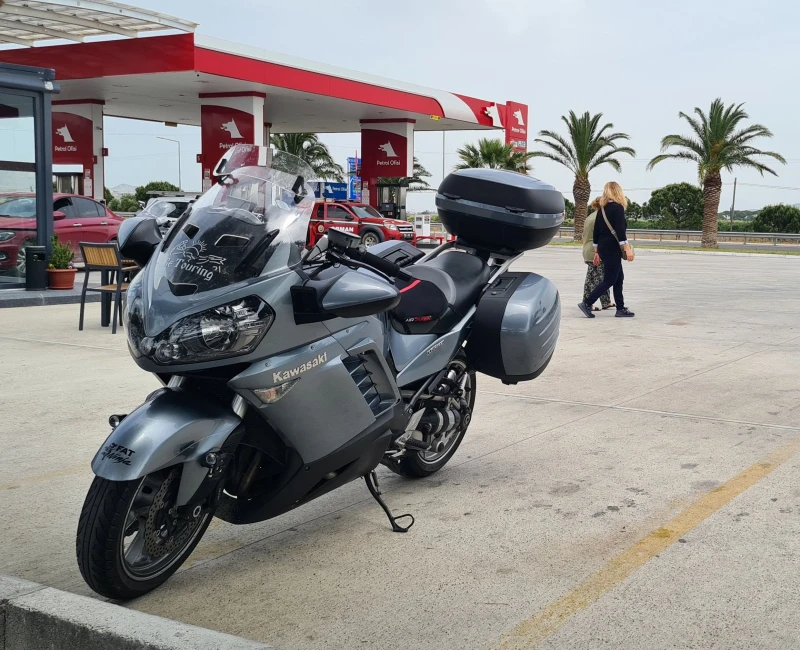 Kawasaki Gtr 1400 ABS, снимка 7 - Мотоциклети и мототехника - 53188588