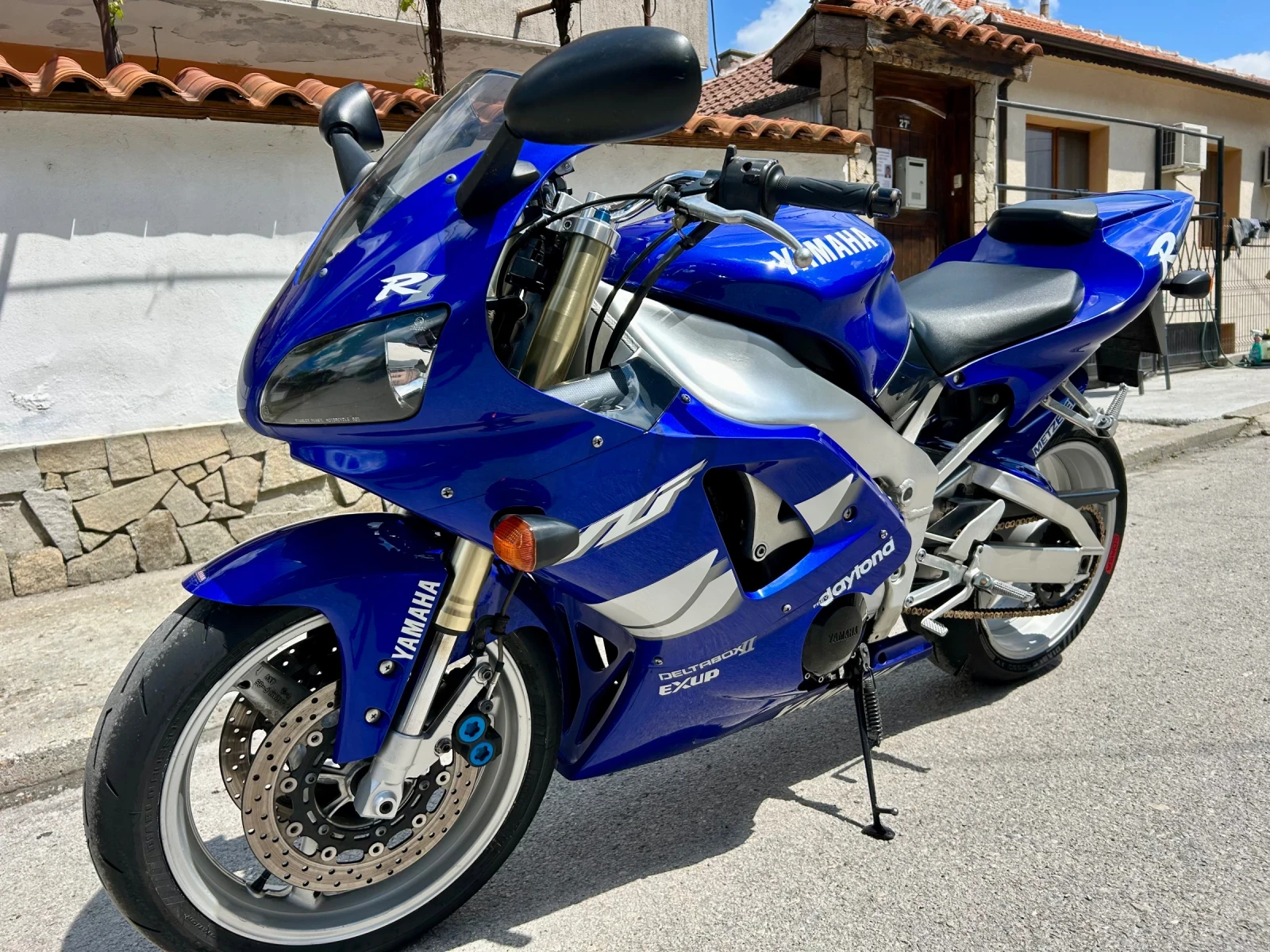 Yamaha YZF-R1 R1