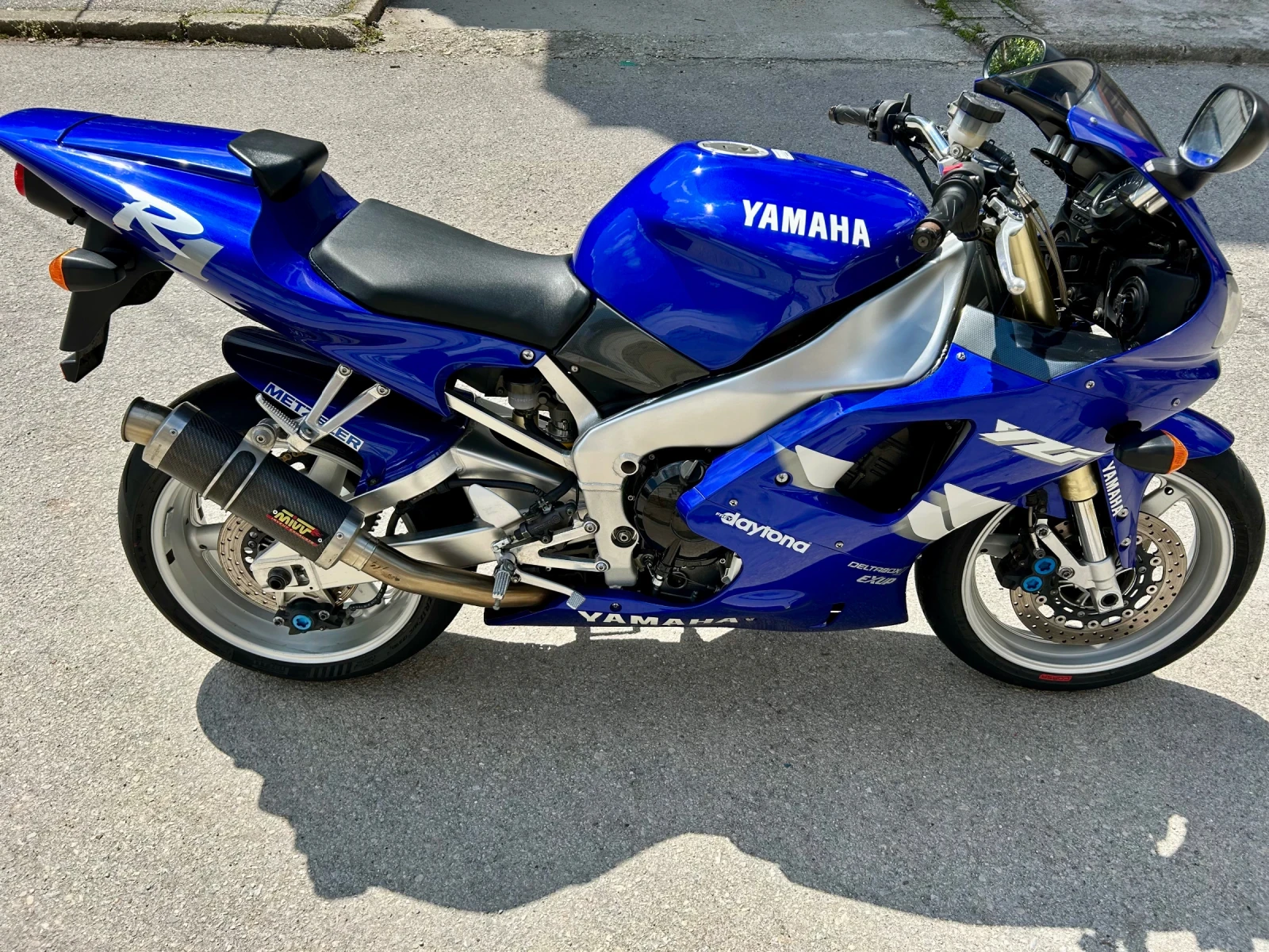 Yamaha YZF-R1 R1, снимка 12 - Мотоциклети и мототехника - 54401175