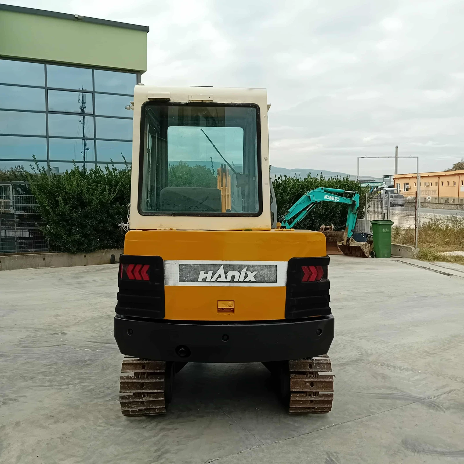  Hitachi HANIX N230-2 *  *   *  | Mobile.bg   4