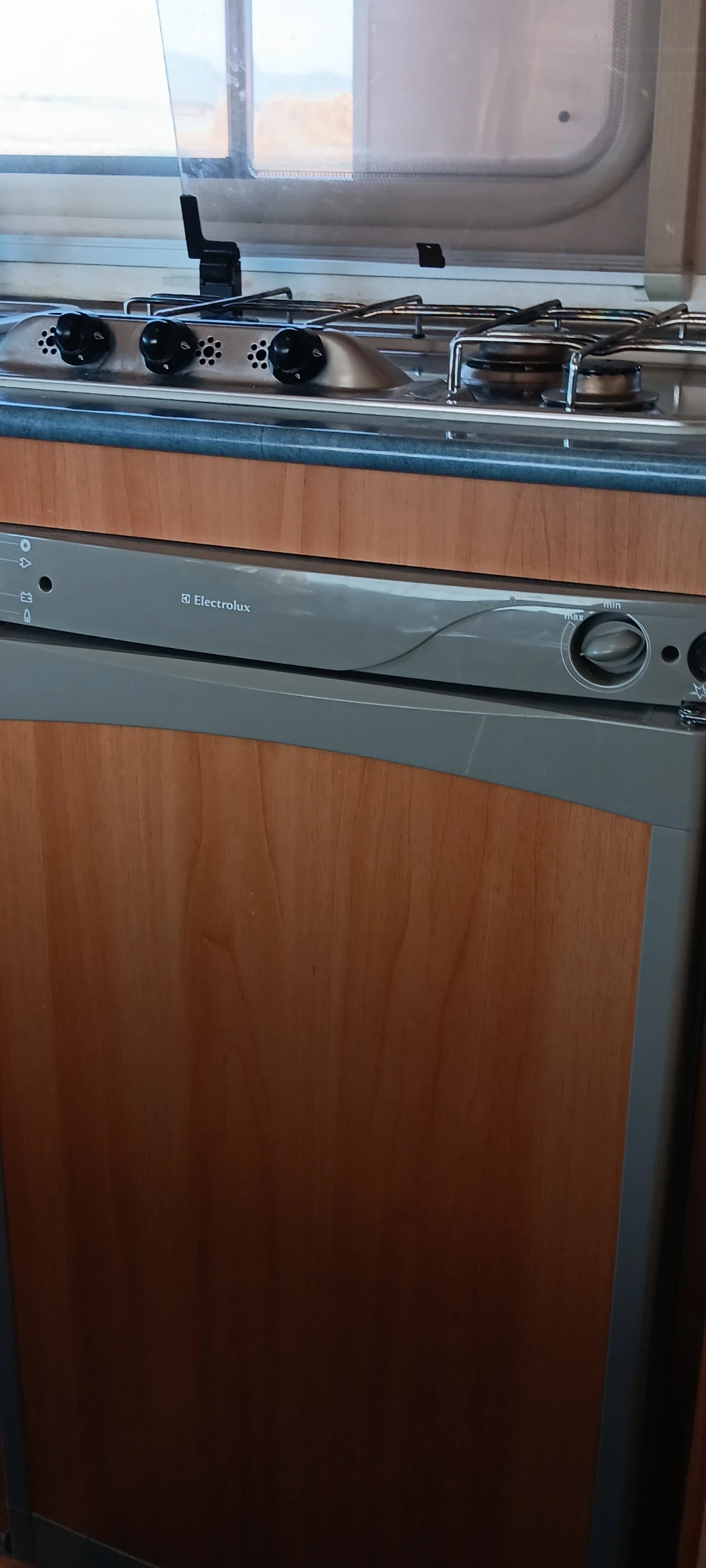 ������ Sea | Mobile.bg � ����������� 14