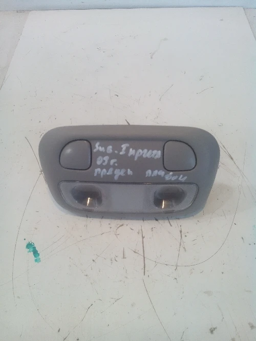 Плафон преден Субару Импреза 2.0 бензин