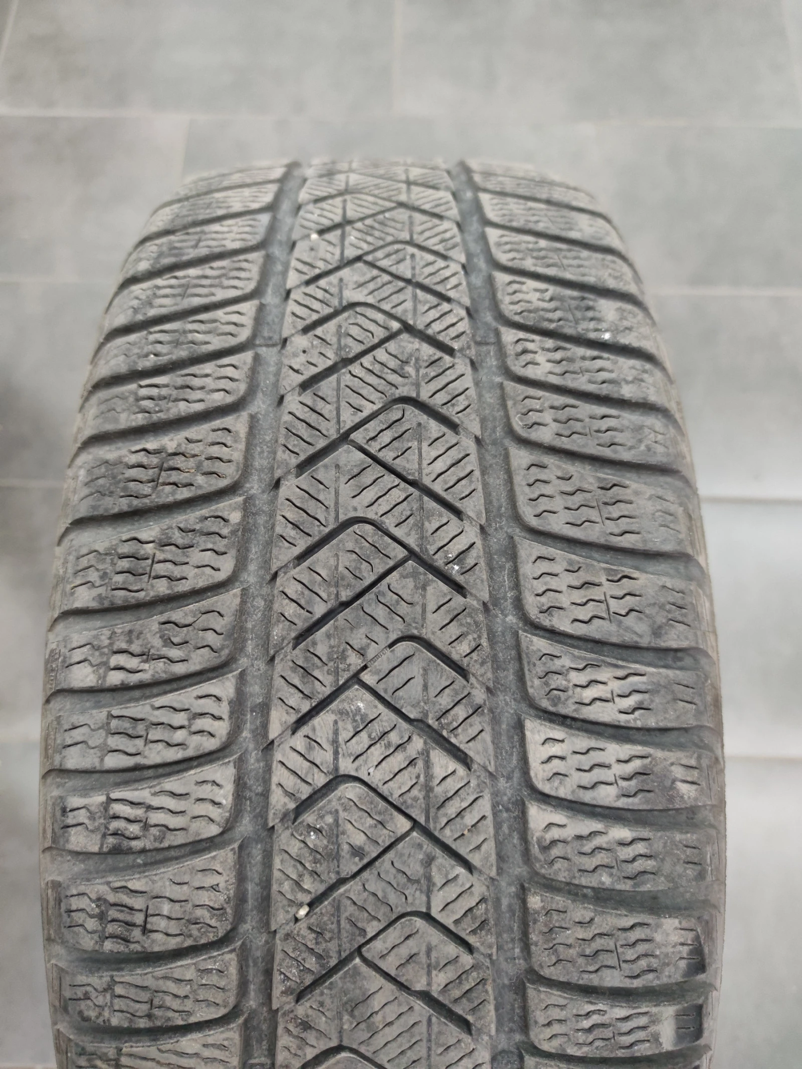  235/45R18 | Mobile.bg   3