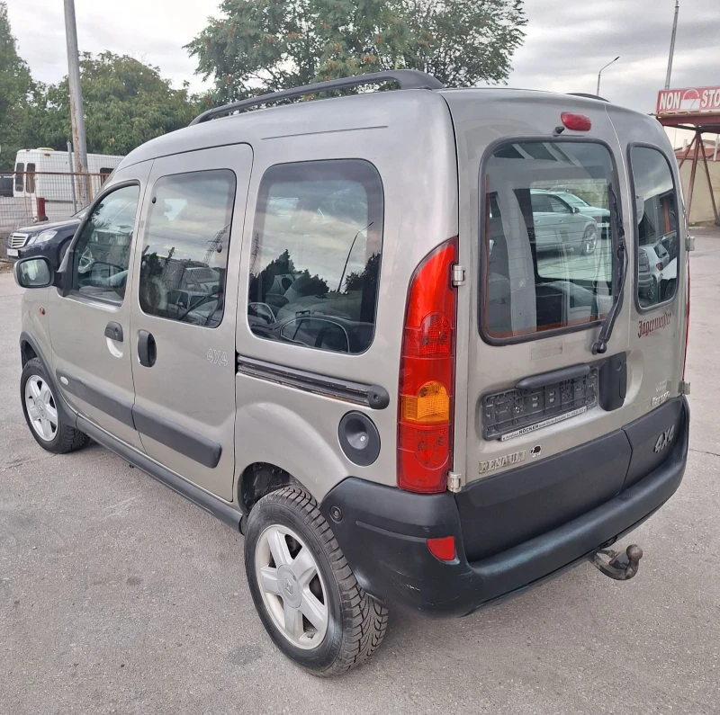 Renault Kangoo, снимка 6 - Автомобили и джипове - 47332645