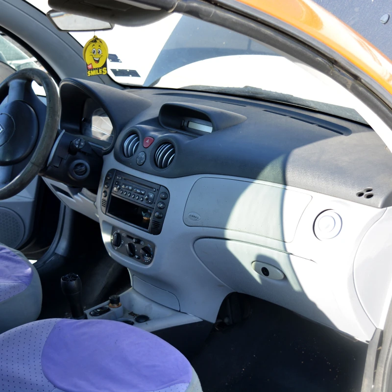 Citroen C3 pluriel 1.6 i, снимка 7 - Автомобили и джипове - 47373148