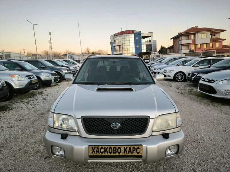 Subaru Forester 2.0i TURBO, снимка 2 - Автомобили и джипове - 48391368