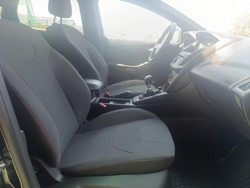 Ford Focus ST-Line 1.5 TDCI Лизинг , снимка 16 - Автомобили и джипове - 51351784