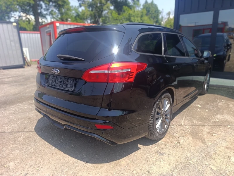 Ford Focus ST-Line 1.5 TDCI Лизинг , снимка 5 - Автомобили и джипове - 51351784