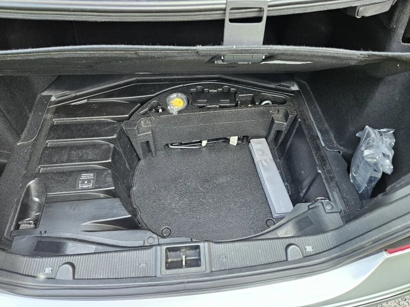 Mercedes-Benz C 350 AMG 4matic Facelift, снимка 16 - Автомобили и джипове - 50675533