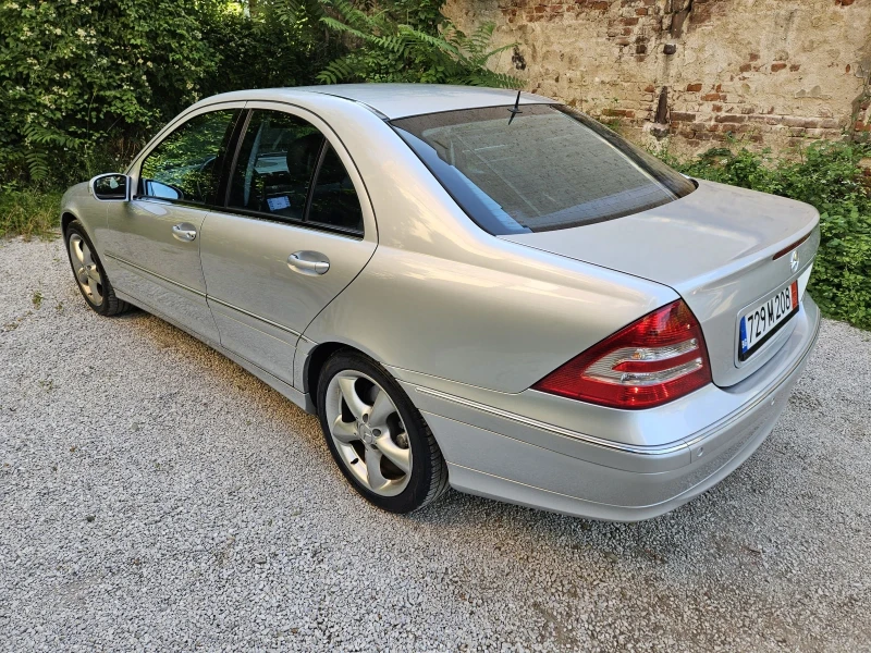 Mercedes-Benz C 350 AMG 4matic Facelift, снимка 3 - Автомобили и джипове - 50675533