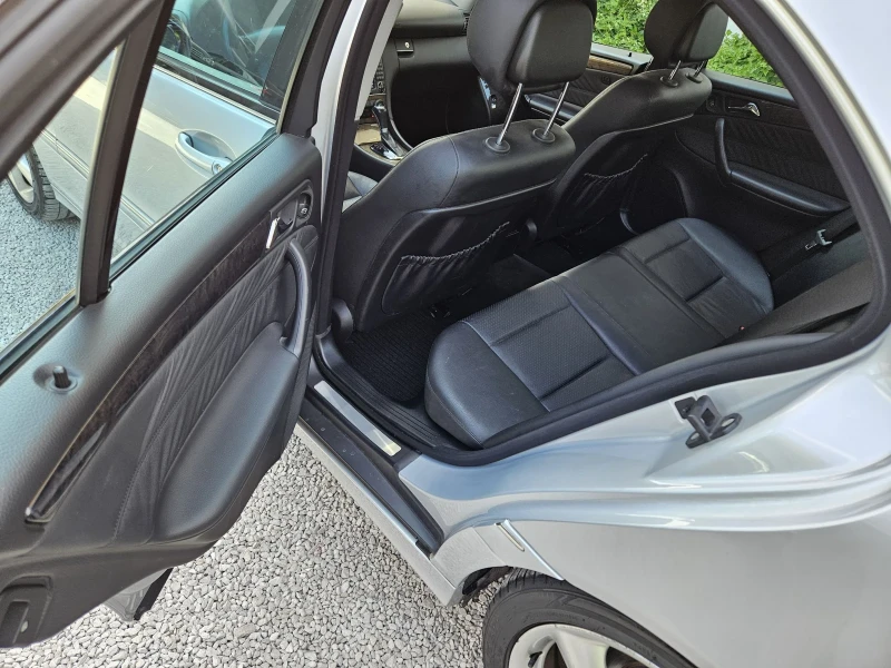 Mercedes-Benz C 350 AMG 4matic Facelift, снимка 12 - Автомобили и джипове - 50675533