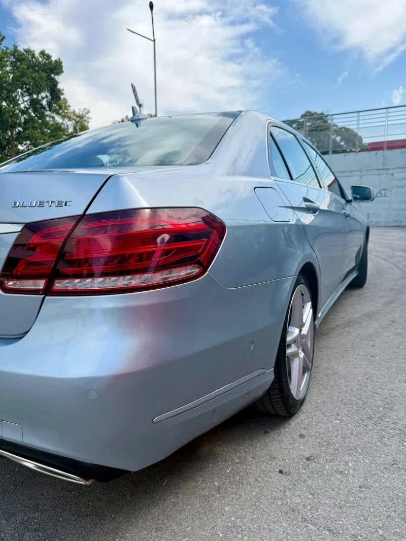 Mercedes-Benz E 220 Face/Bluetec - ДЕСЕН ВОЛАН, снимка 11 - Автомобили и джипове - 52656418