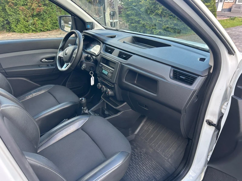 Renault Express, снимка 8 - Автомобили и джипове - 52789412
