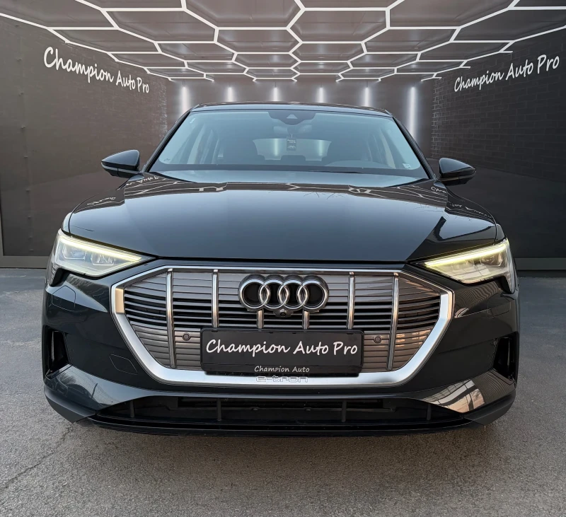 Audi E-Tron 45000км, снимка 2 - Автомобили и джипове - 53147682