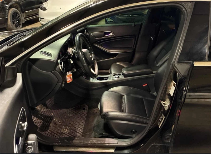 Mercedes-Benz CLA 250 4Matic* * CARFAX * * АВТО КРЕДИТ * * , снимка 6 - Автомобили и джипове - 53445332