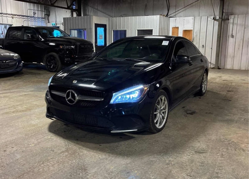 Mercedes-Benz CLA 250 4Matic* * CARFAX * * АВТО КРЕДИТ * * , снимка 2 - Автомобили и джипове - 53445332