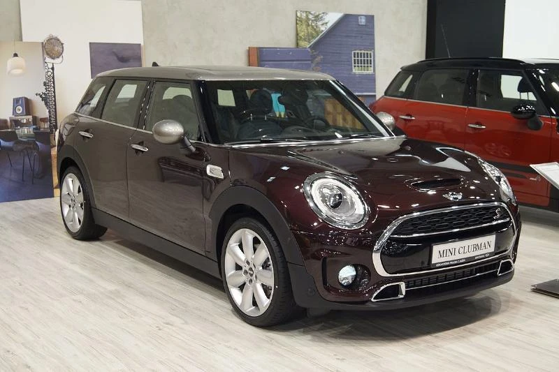 Mini Clubman SD на части, снимка 1 - Автомобили и джипове - 38409316