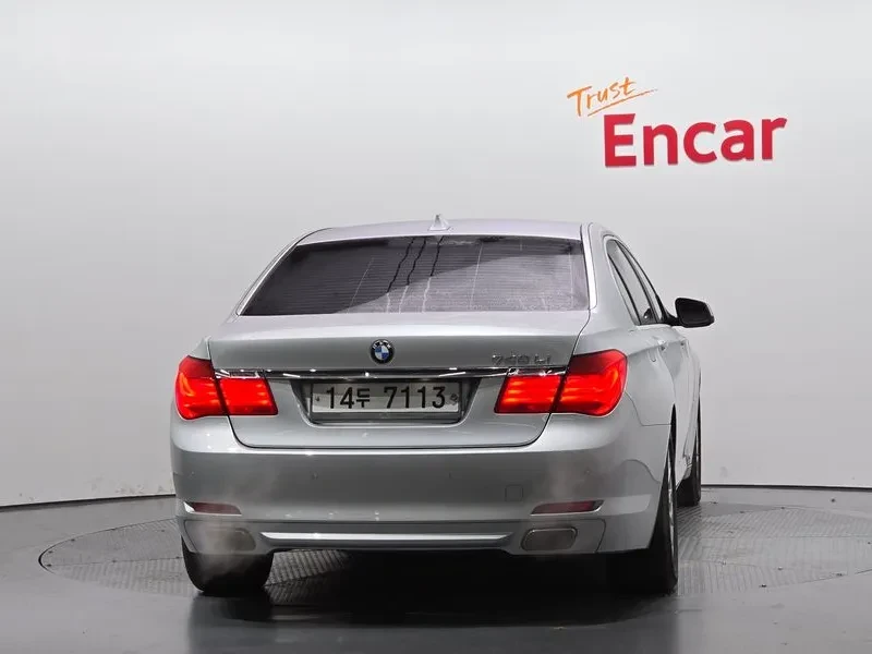 BMW 740 i - САМО 30% АВАНС, снимка 4 - Автомобили и джипове - 56027960