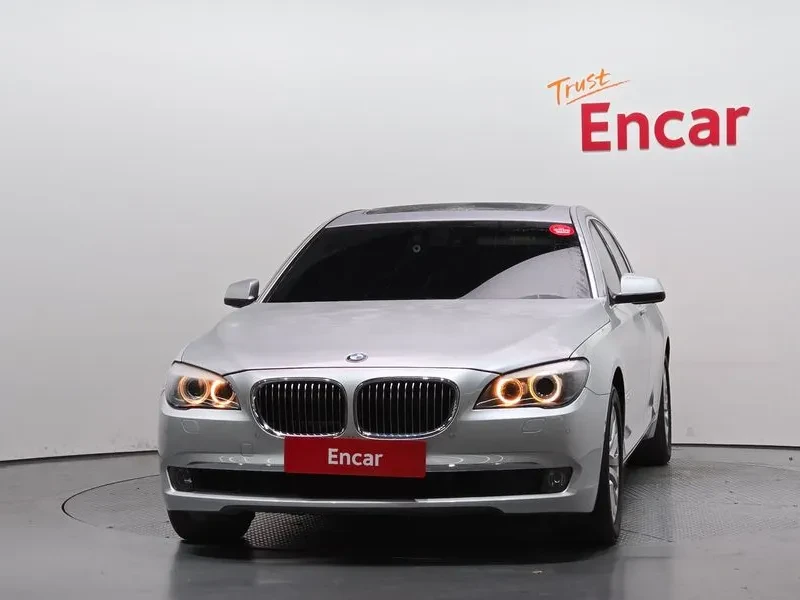 BMW 740 i - САМО 30% АВАНС, снимка 3 - Автомобили и джипове - 56027960