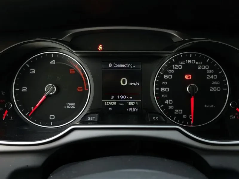 Audi A4 2.0 TDI - САМО 30% АВАНС, снимка 16 - Автомобили и джипове - 56114892